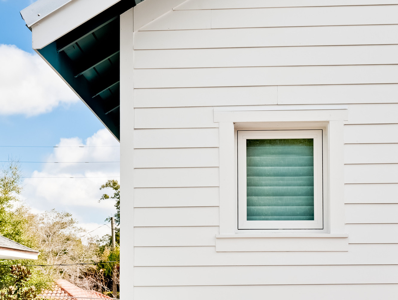 James Hardie Fiber Cement Siding "HardiePlank Smooth Arctic White"